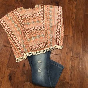 Kori tassel trim top